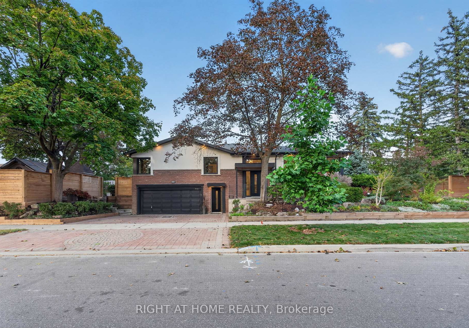 3361-rhonda-valley-mississauga-ontario-w13843592