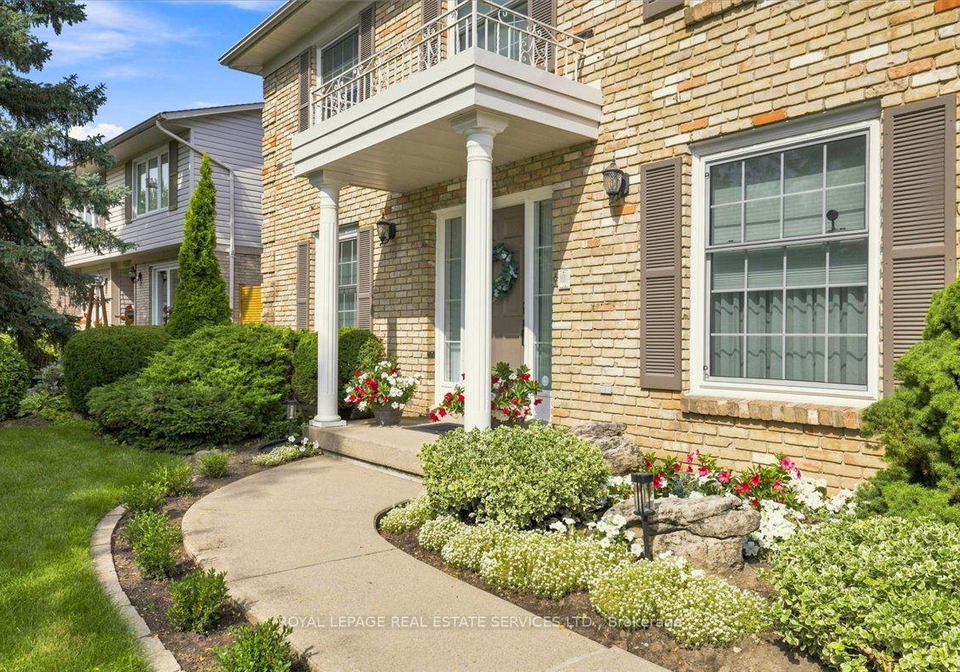 1309-monmouth-drive-burlington-ontario-w13844032