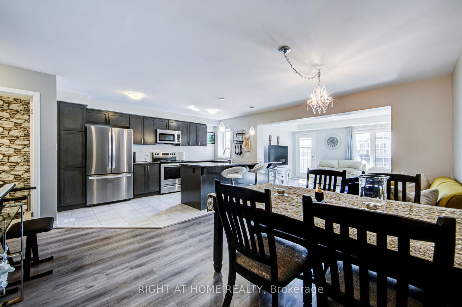 143-toucan-trail-oakville-ontario-w13844202
