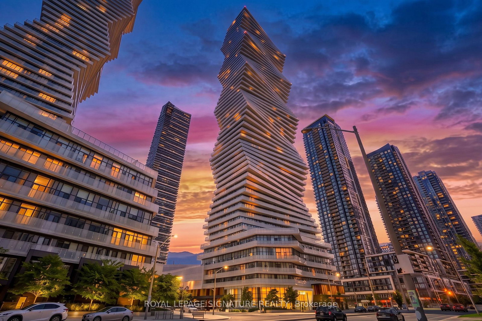 3900-confederation-parkway-mississauga-ontario-w13844596