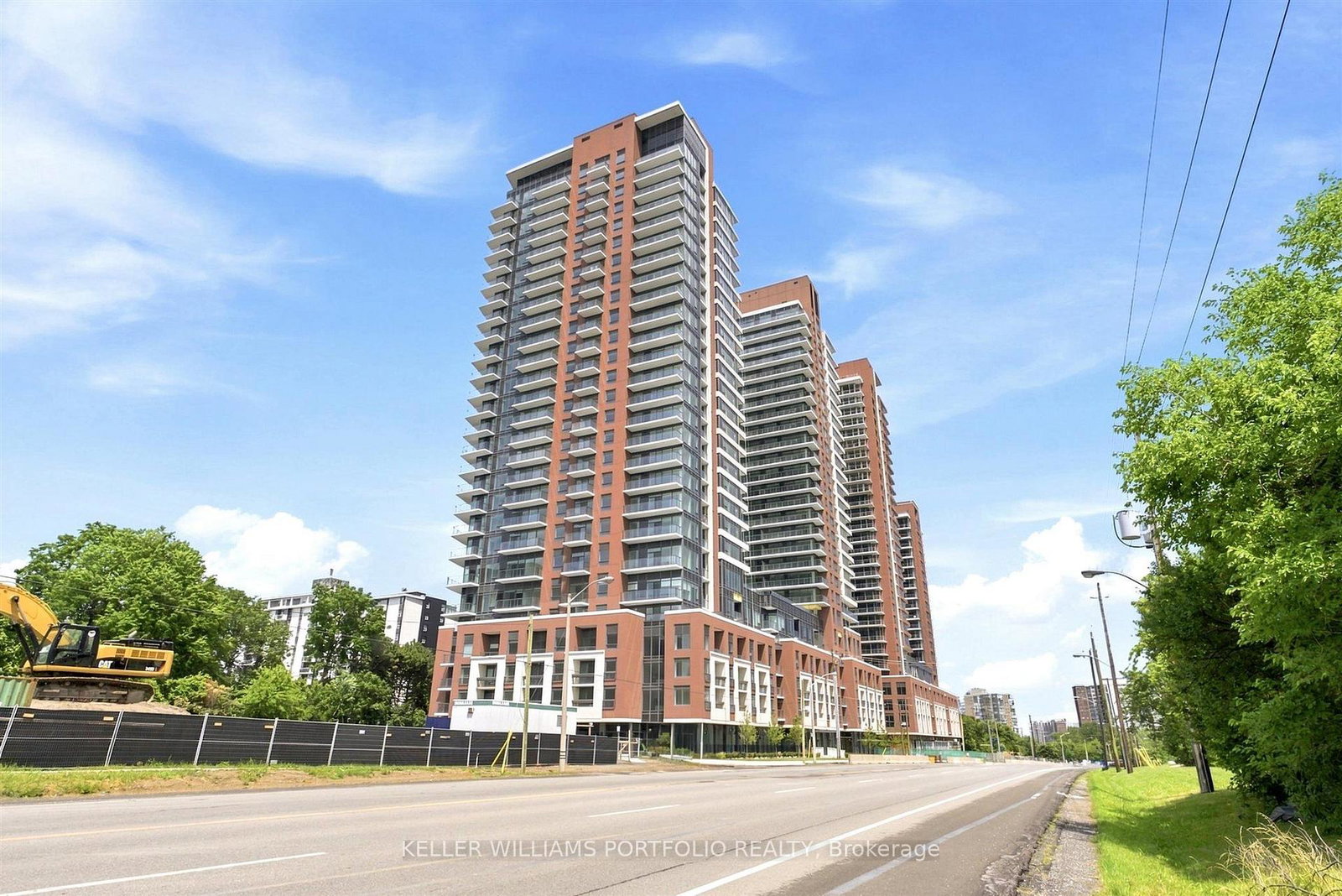 4010-eglinton-avenue-w-toronto-etobicoke-ontario-w13845076