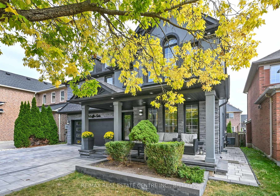 1352-mcguffin-gate-milton-ontario-w13845104