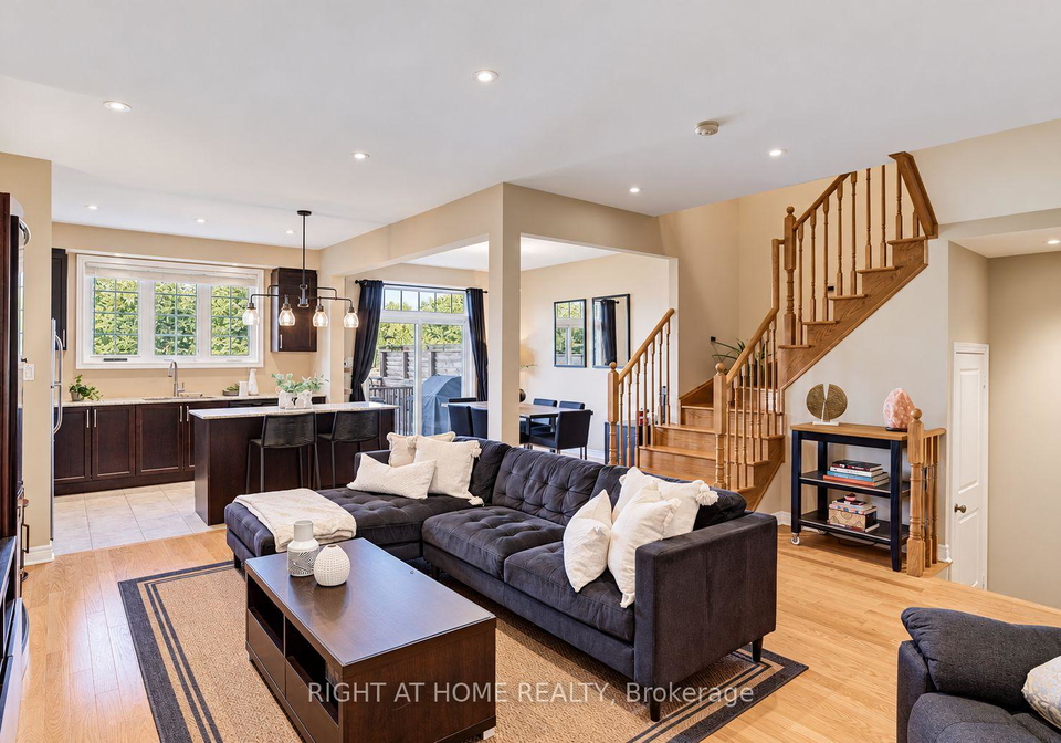 27-fallis-crescent-caledon-ontario-w13845142