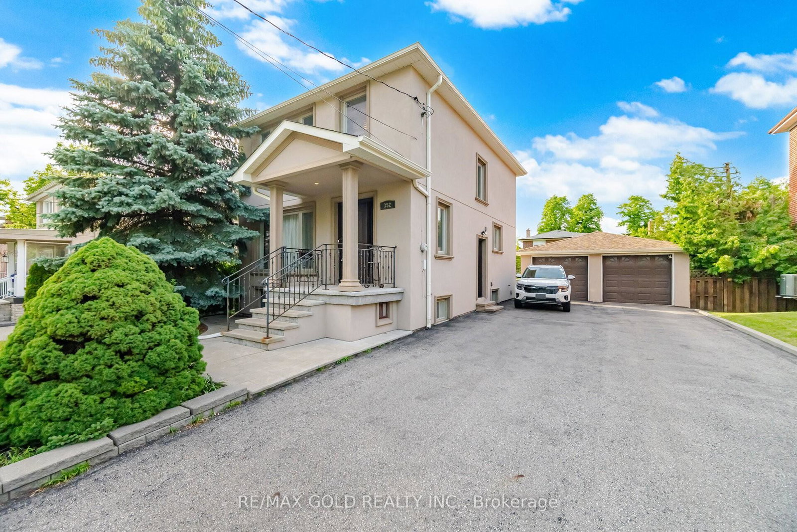 352-maple-leaf-drive-toronto-north-york-ontario-w13845562