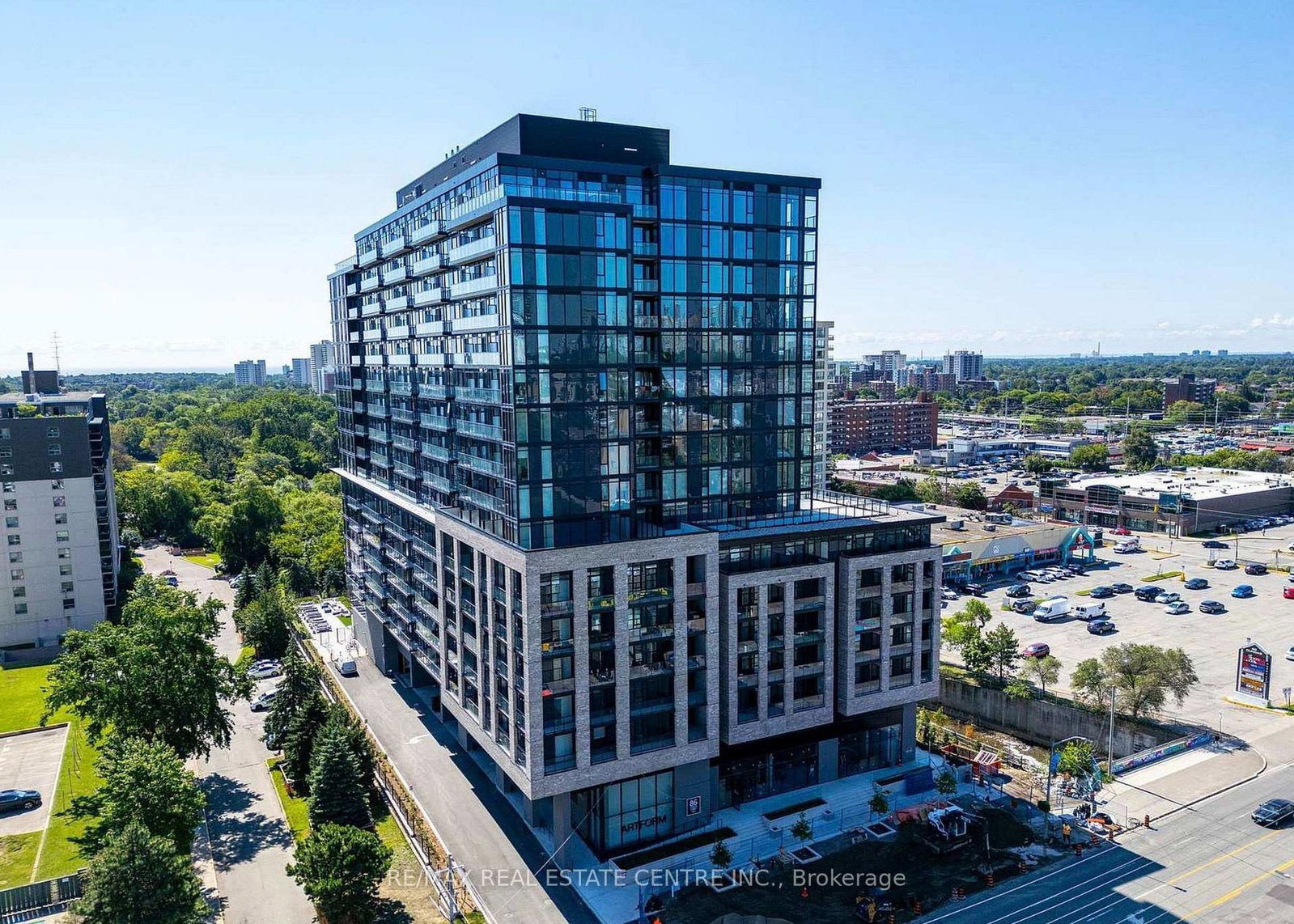 86-dundas-street-mississauga-ontario-w13845996