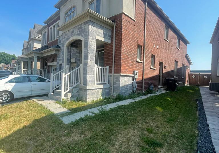 16-little-britain-crescent-brampton-ontario-w13846058