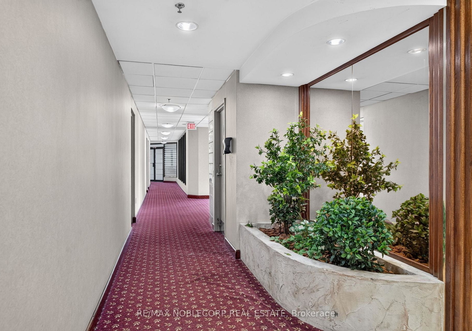 22-hanover-road-brampton-ontario-w13846182