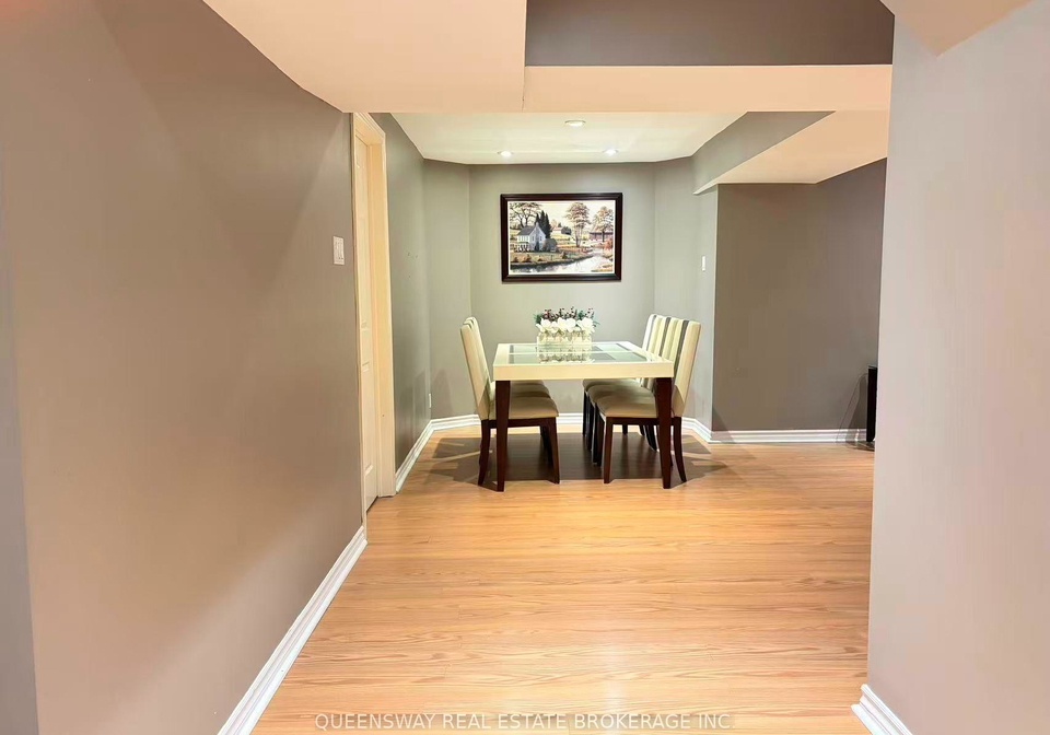 1429-wakehurst-crescent-oakville-ontario-w13846378