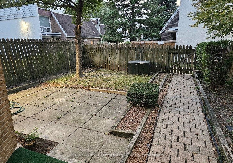 70-driftwood-avenue-toronto-york-ontario-w13846426