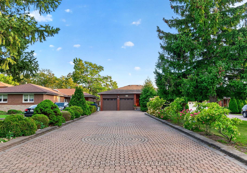 397-maple-leaf-drive-toronto-north-york-ontario-w13846522