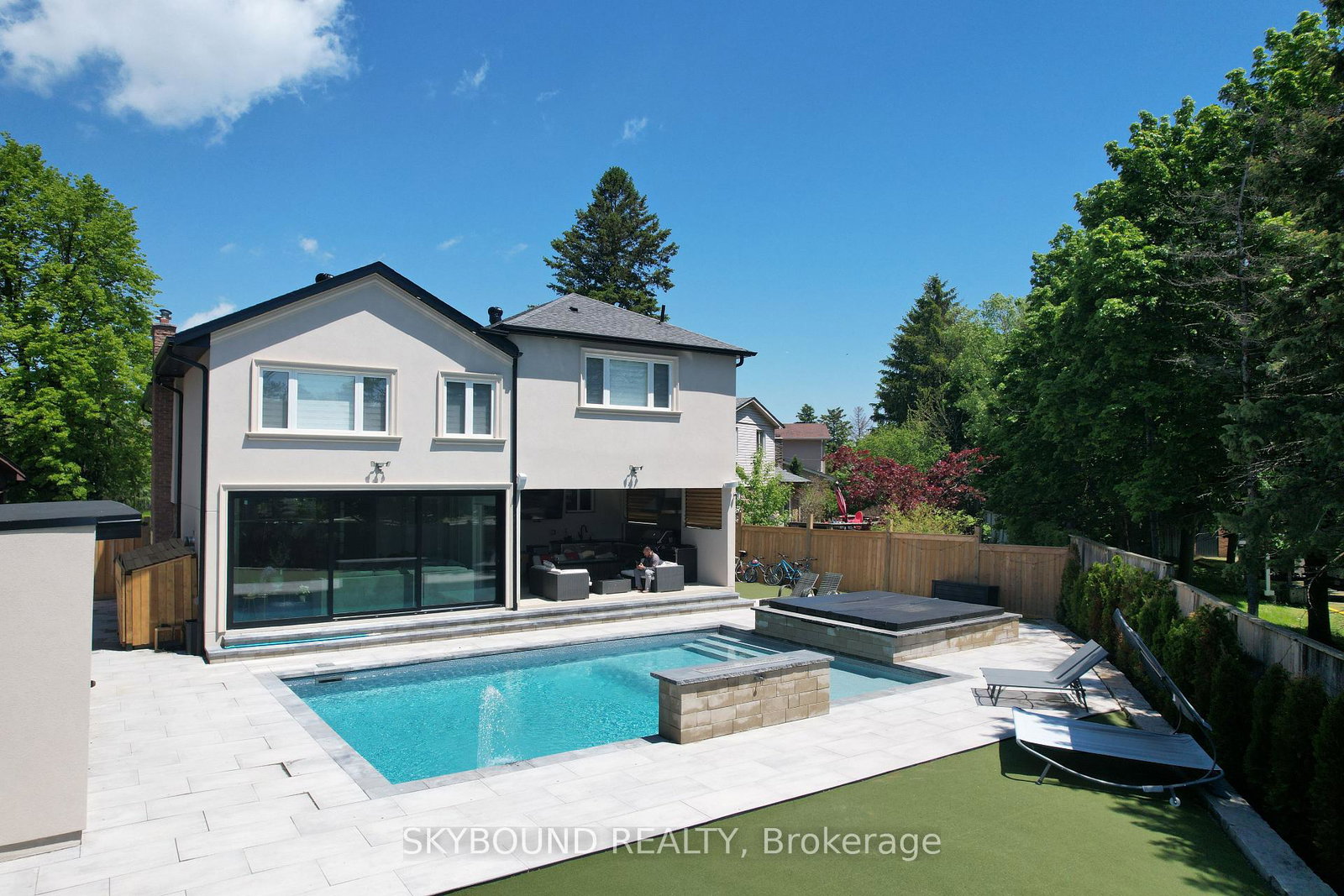 2711-spruce-needle-court-mississauga-ontario-w13847084
