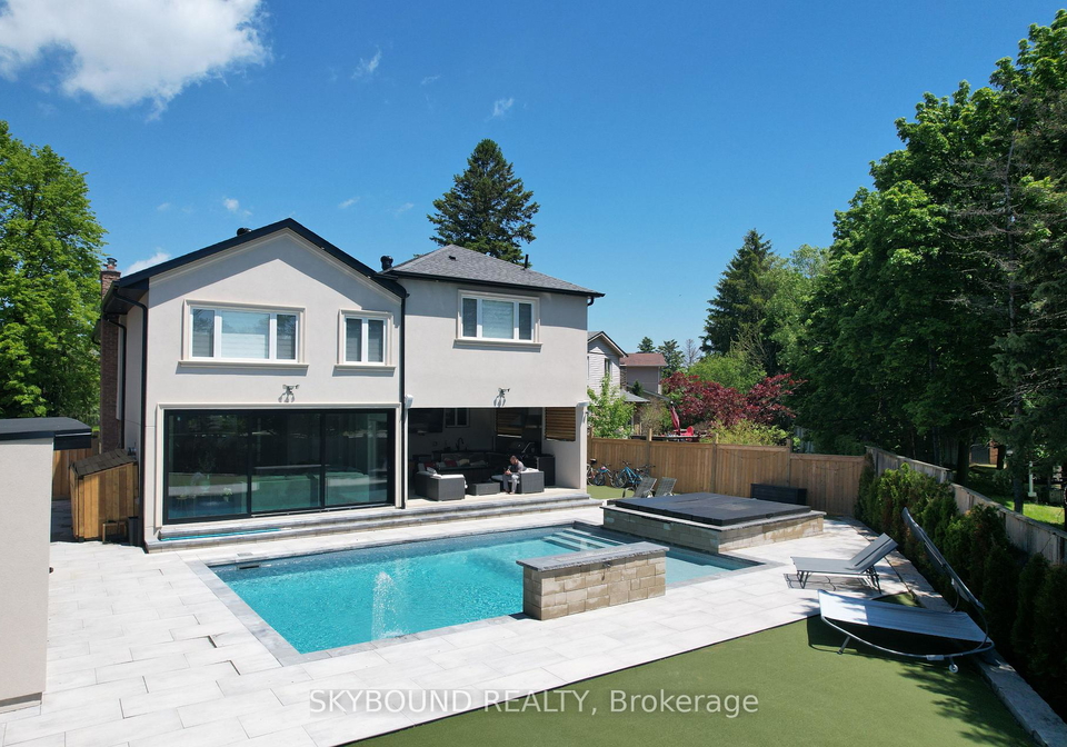 2711-spruce-needle-court-mississauga-ontario-w13847084