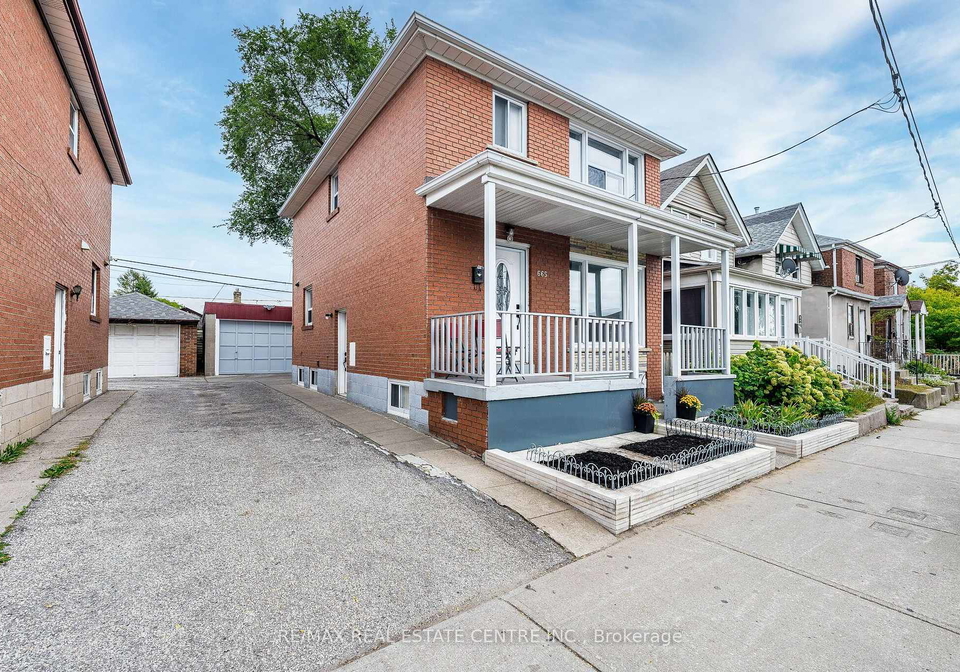 665-jane-street-toronto-toronto-ontario-w13847086