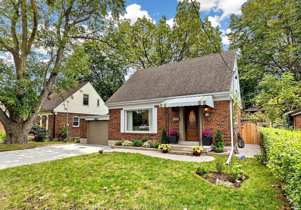 5-ambleside-avenue-toronto-etobicoke-ontario-w13847344