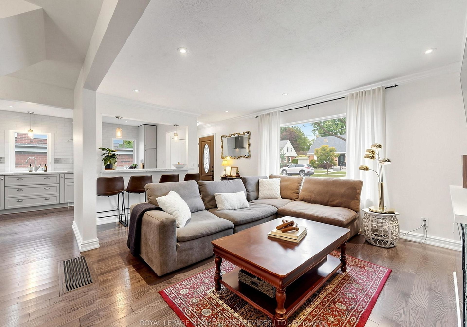 5-ambleside-avenue-toronto-etobicoke-ontario-w13847344