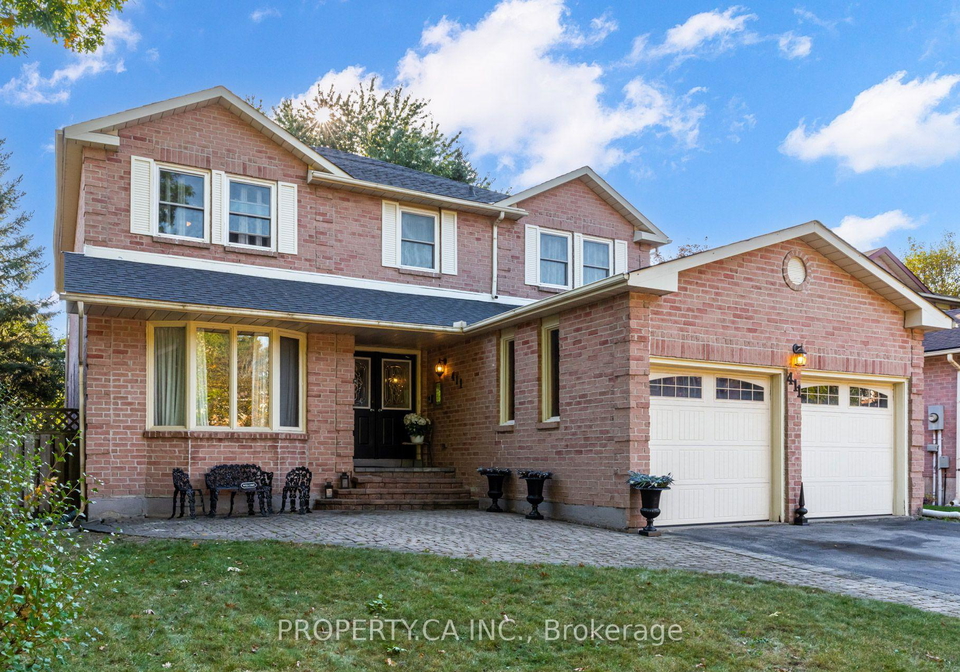 411-freeman-crescent-oakville-ontario-w13847420