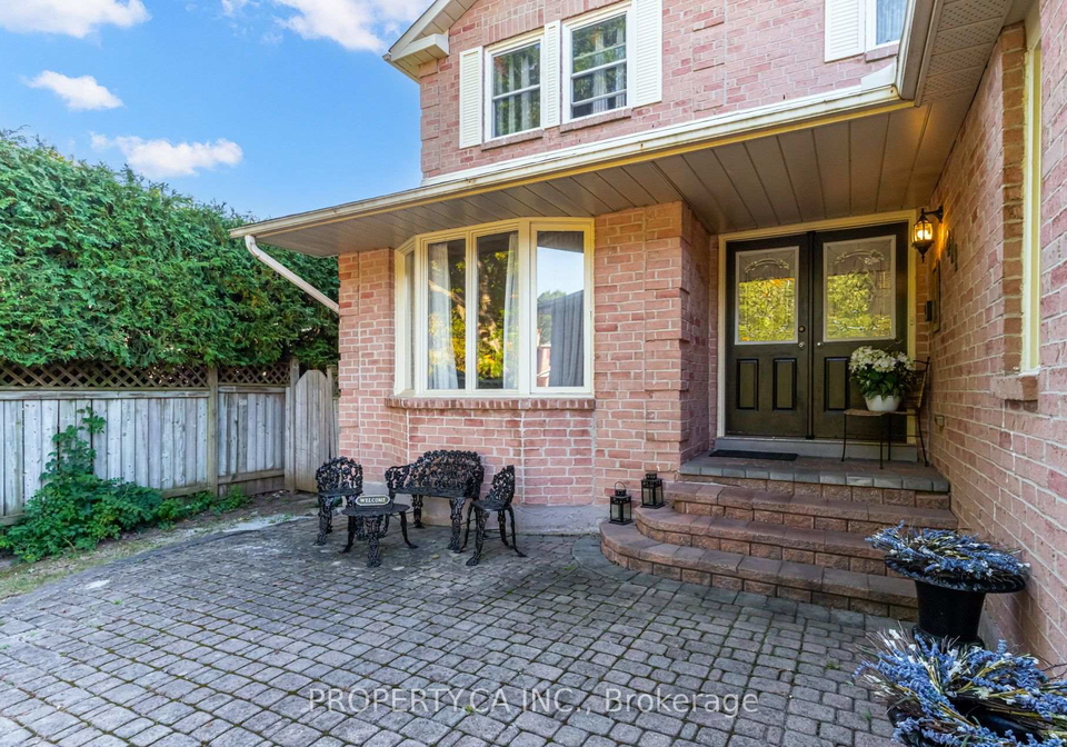 411-freeman-crescent-oakville-ontario-w13847420