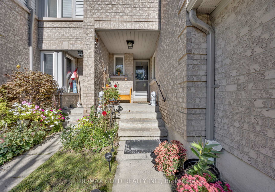 2555-thomas-street-mississauga-ontario-w13848364