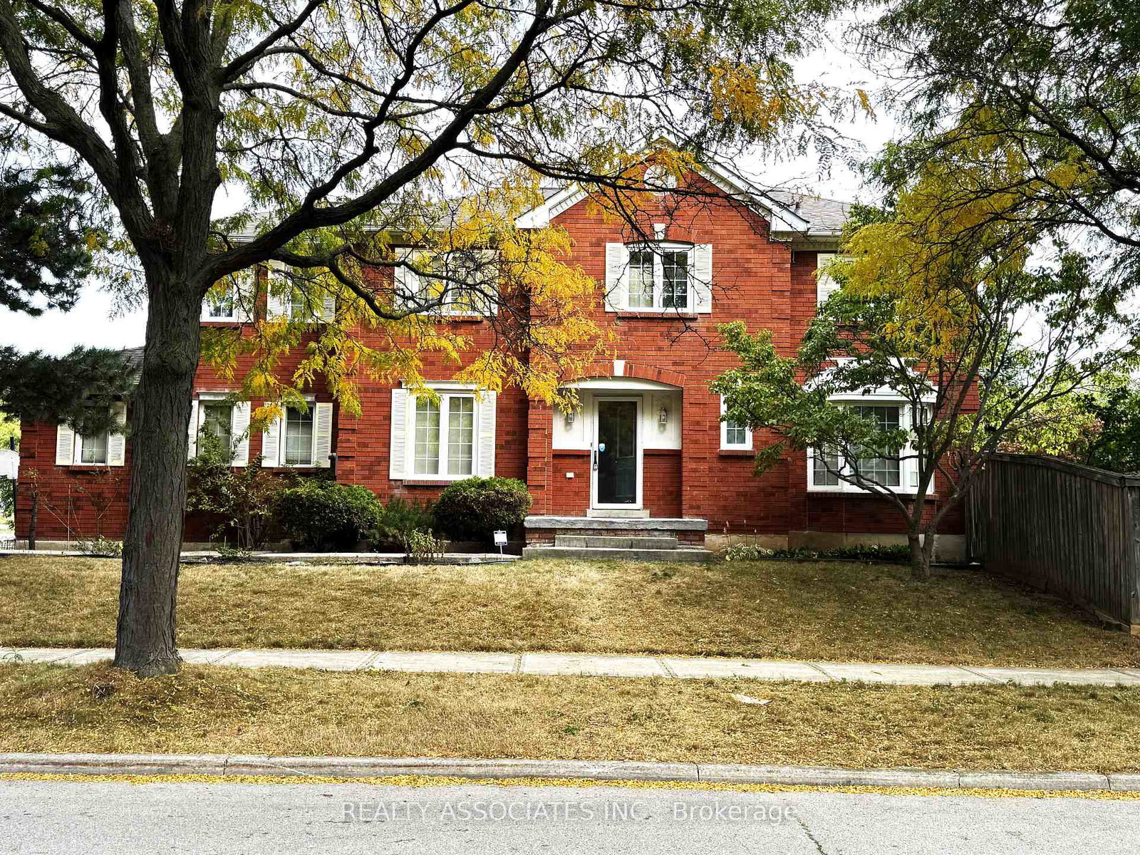 5577-haddon-hall-road-mississauga-ontario-w13848412