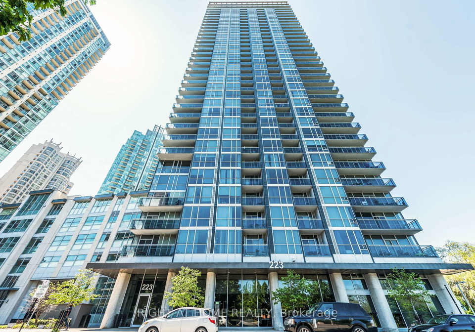 223-webb-drive-mississauga-ontario-w13848782