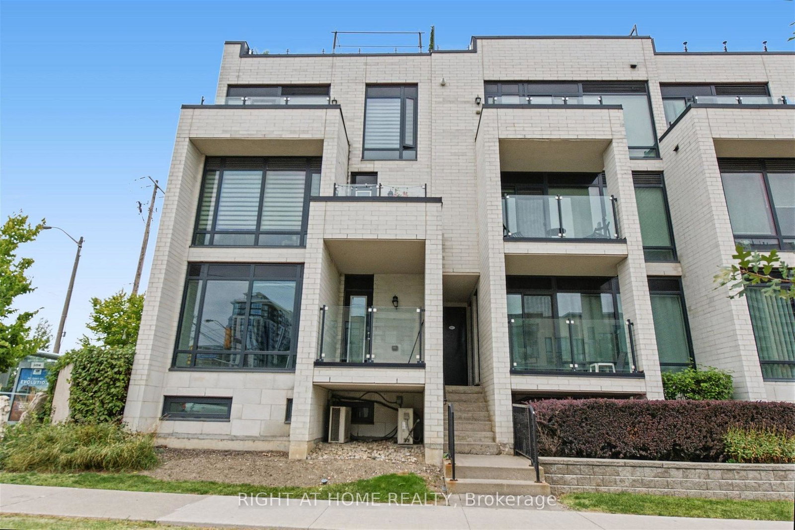 130-widdicombe-hill-boulevard-toronto-etobicoke-ontario-w13849034