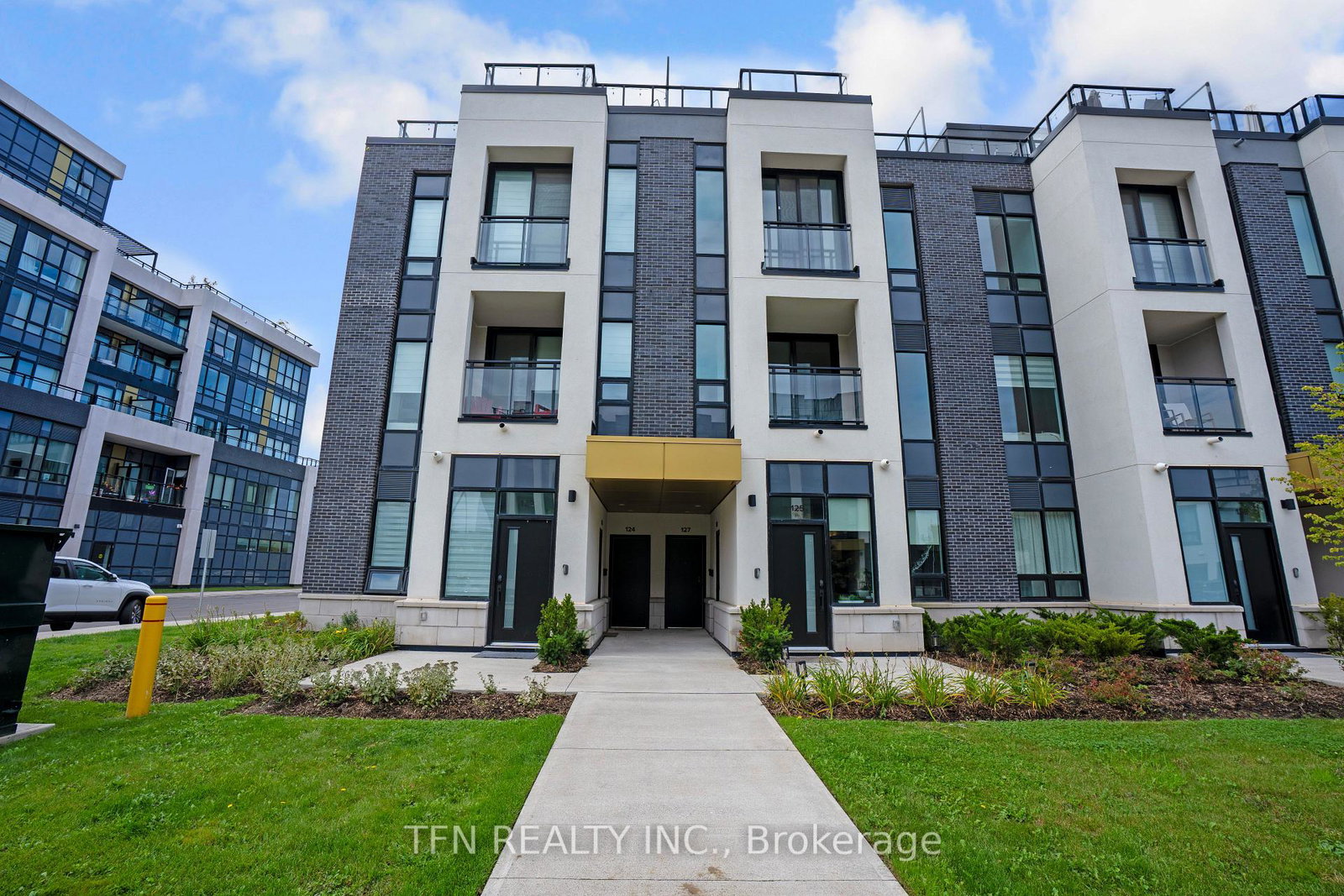 3020-trailside-drive-oakville-ontario-w13849124