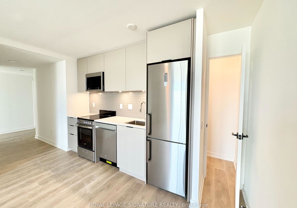 1-vine-avenue-toronto-toronto-ontario-w13849594