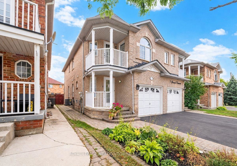 7-secord-crescent-brampton-ontario-w13849984