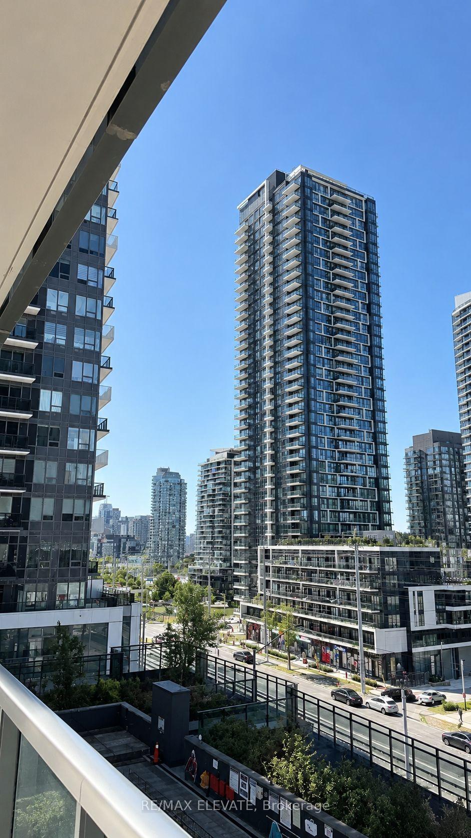 8-nahani-way-mississauga-ontario-w13850280
