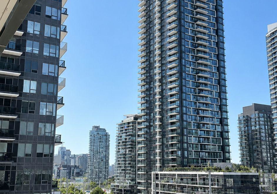 8-nahani-way-mississauga-ontario-w13850280