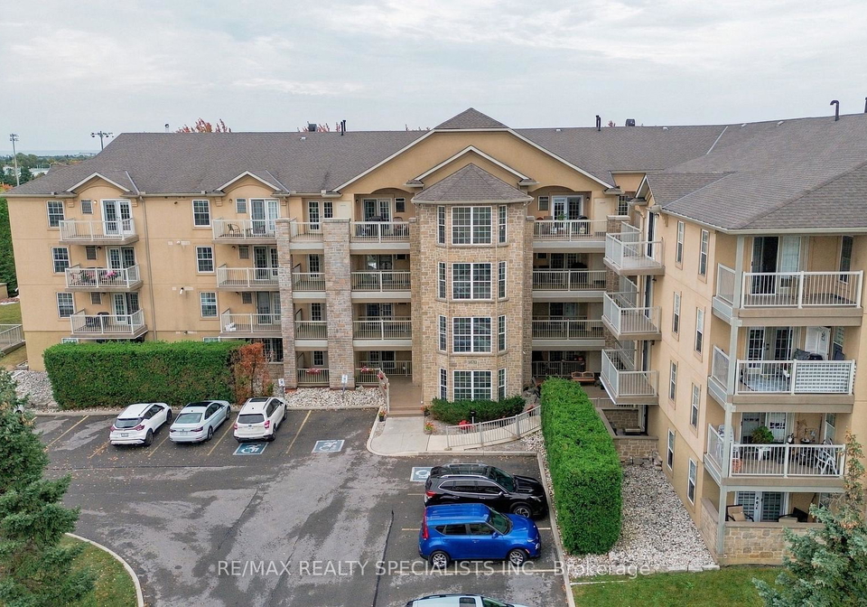 1470-bishops-gate-oakville-ontario-w13850432
