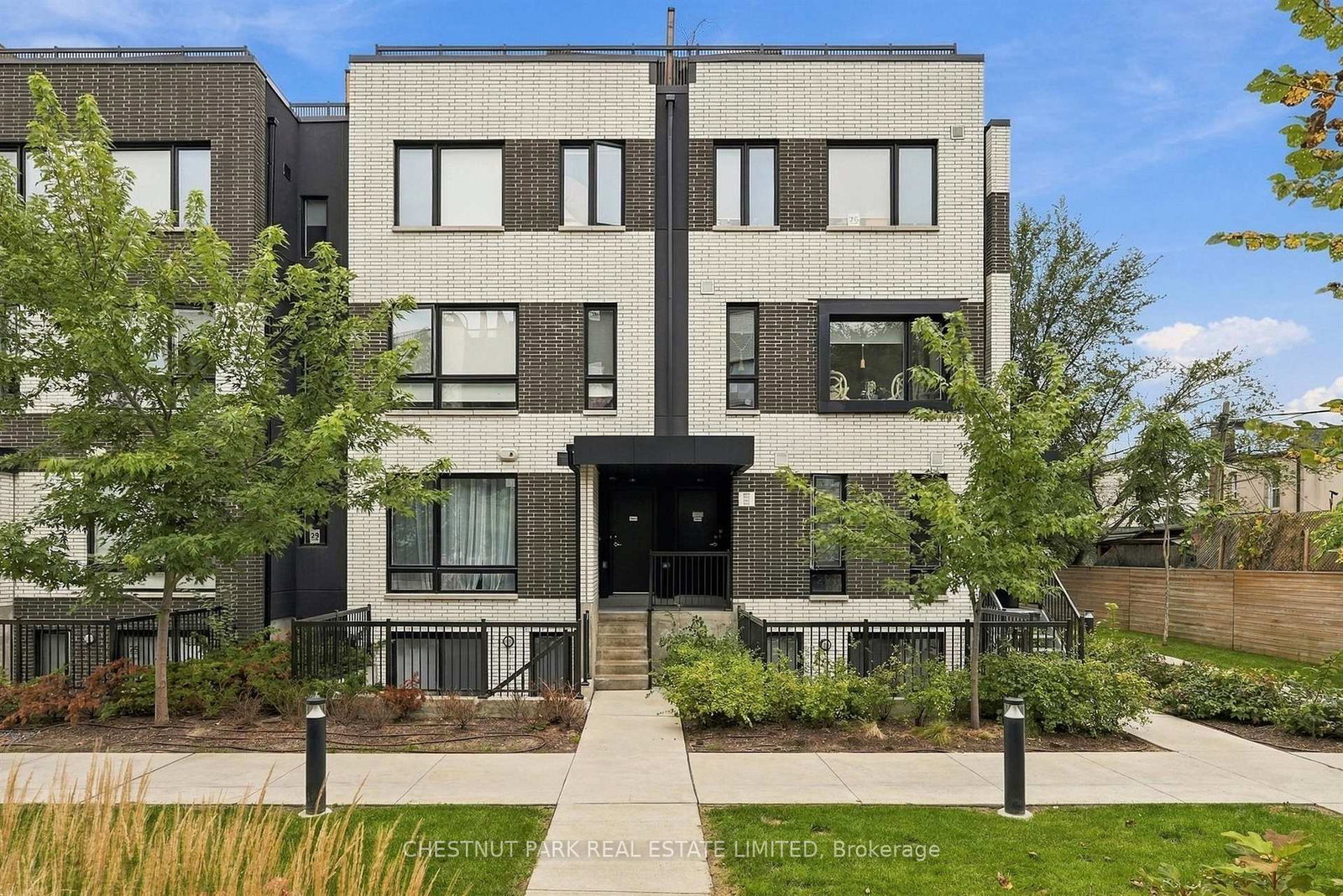 20-ed-clark-gardens-toronto-toronto-ontario-w13850544