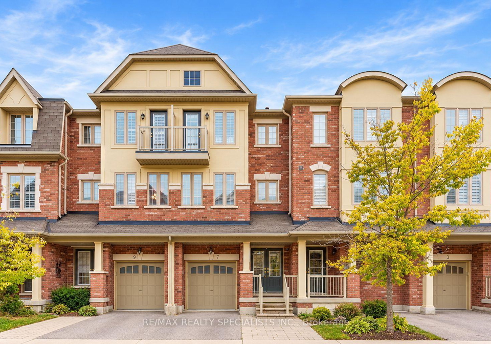 7-hobart-gardens-brampton-ontario-w13850596