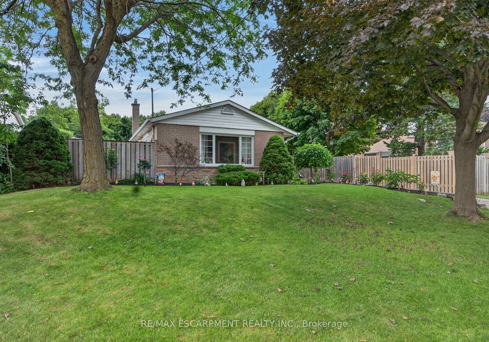 3-cumbrian-court-brampton-ontario-w13850628
