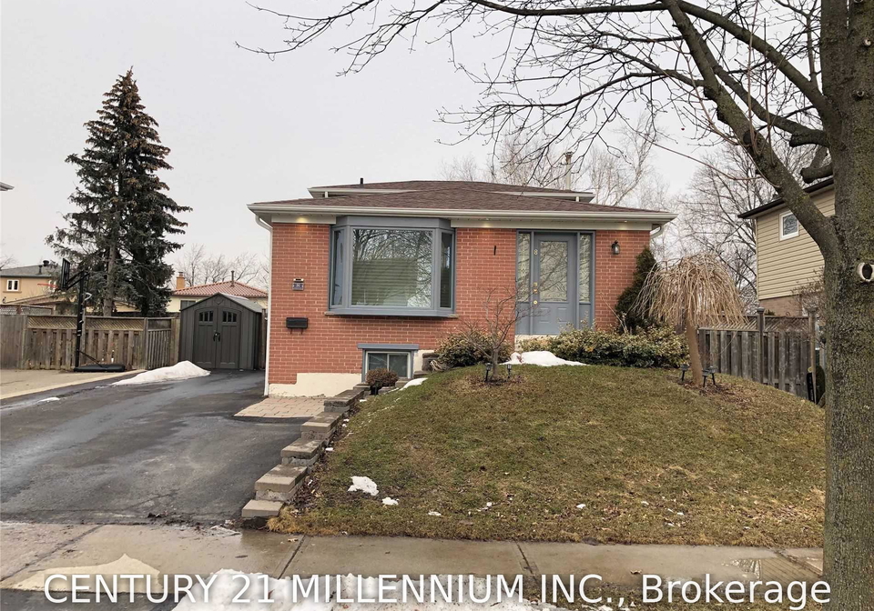 8-sutherland-avenue-brampton-ontario-w13850914