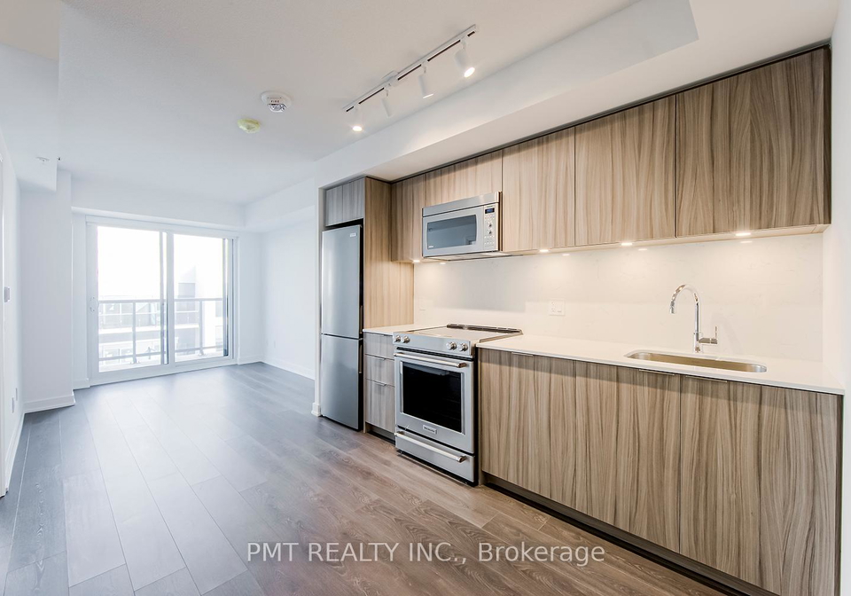 30-samuel-wood-way-toronto-etobicoke-ontario-w13851050
