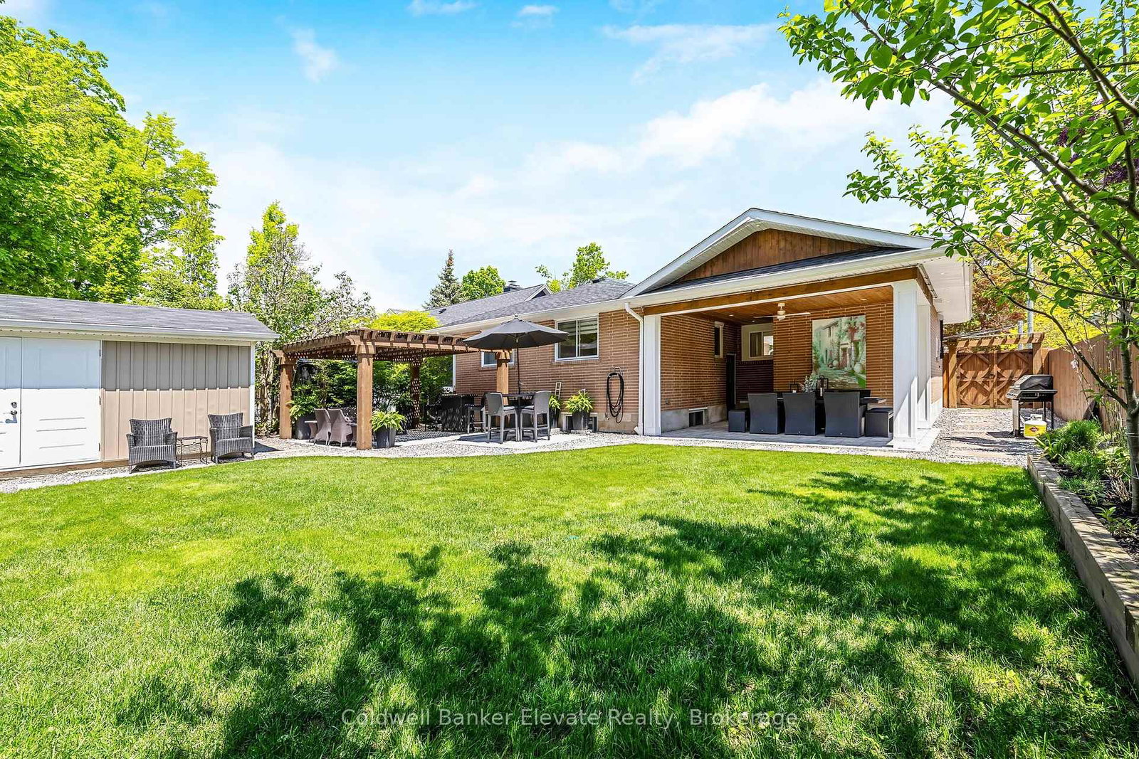 21-market-street-halton-hills-ontario-w13851514