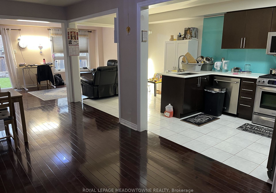 1240-costigan-road-milton-ontario-w13851576