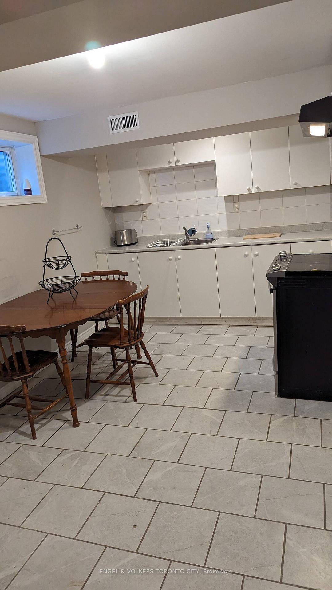 18-elrose-road-w-brampton-ontario-w13851832