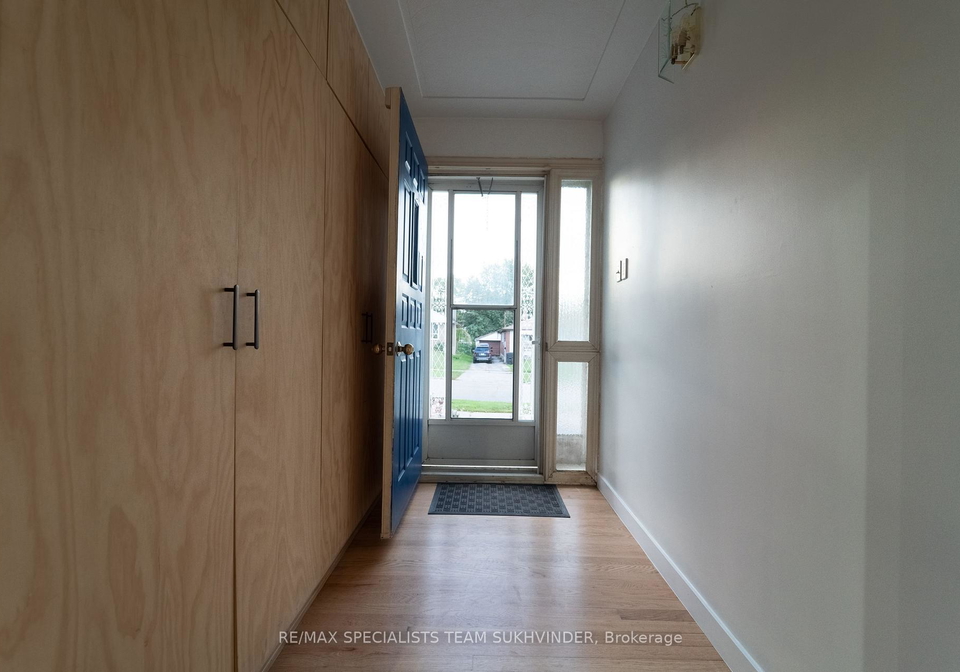 79-redwater-drive-toronto-etobicoke-ontario-w13851834