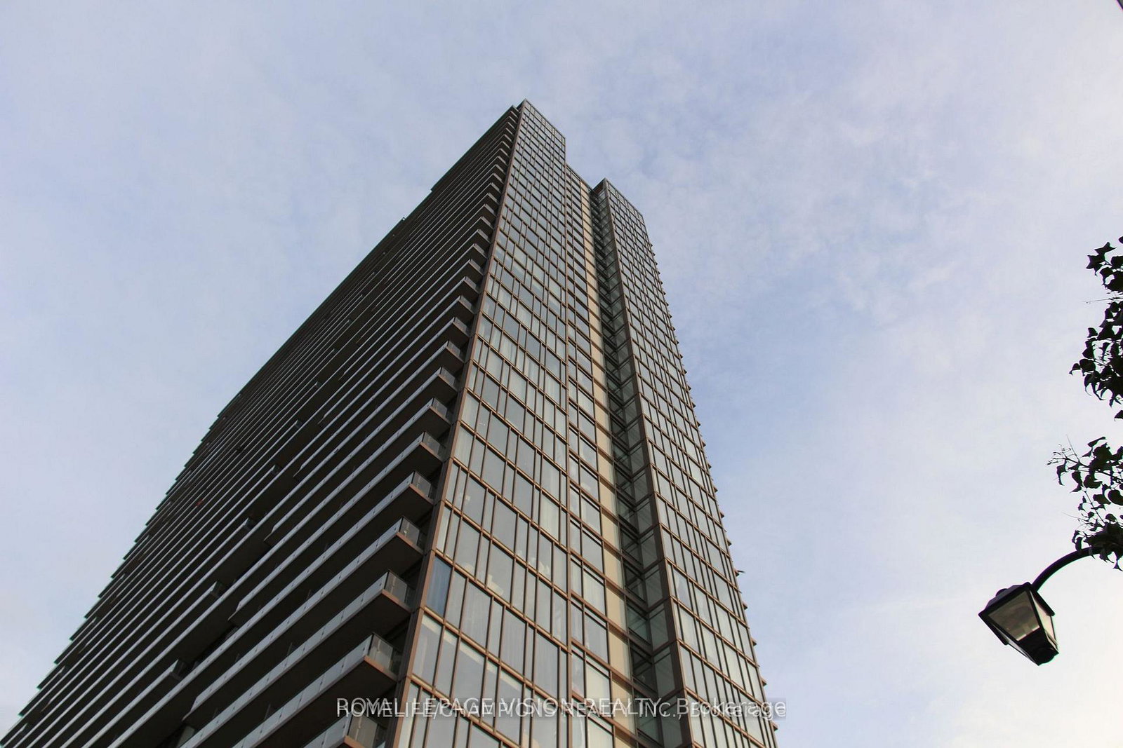 105-the-queensway-street-toronto-toronto-ontario-w13851870