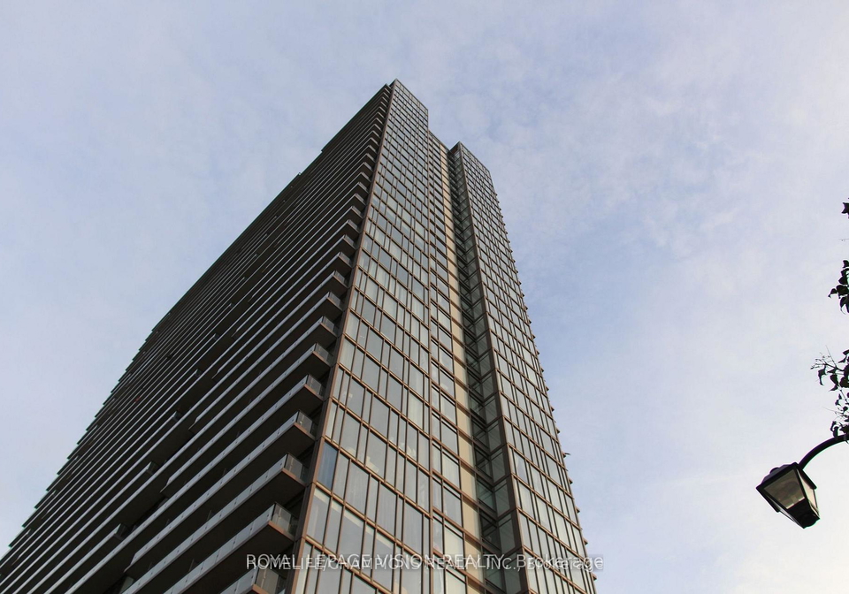 105-the-queensway-street-toronto-toronto-ontario-w13851870