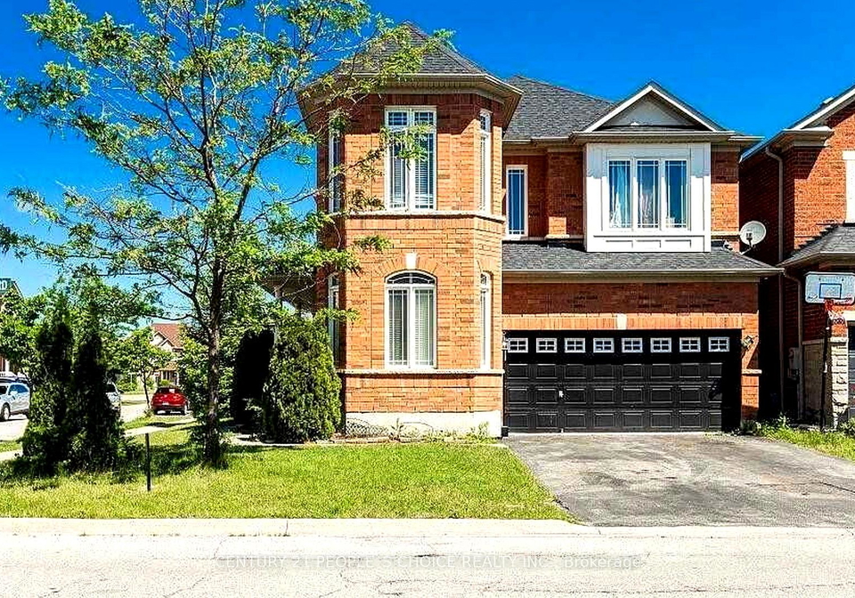 1-bouvier-gate-brampton-ontario-w13851936