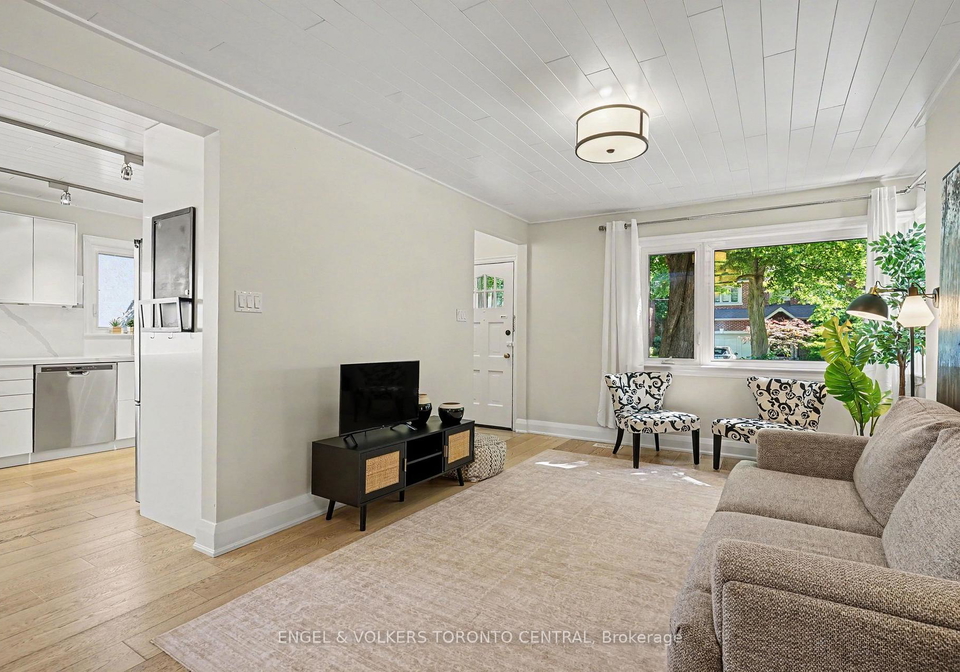 28-inverleigh-drive-toronto-etobicoke-ontario-w13852182