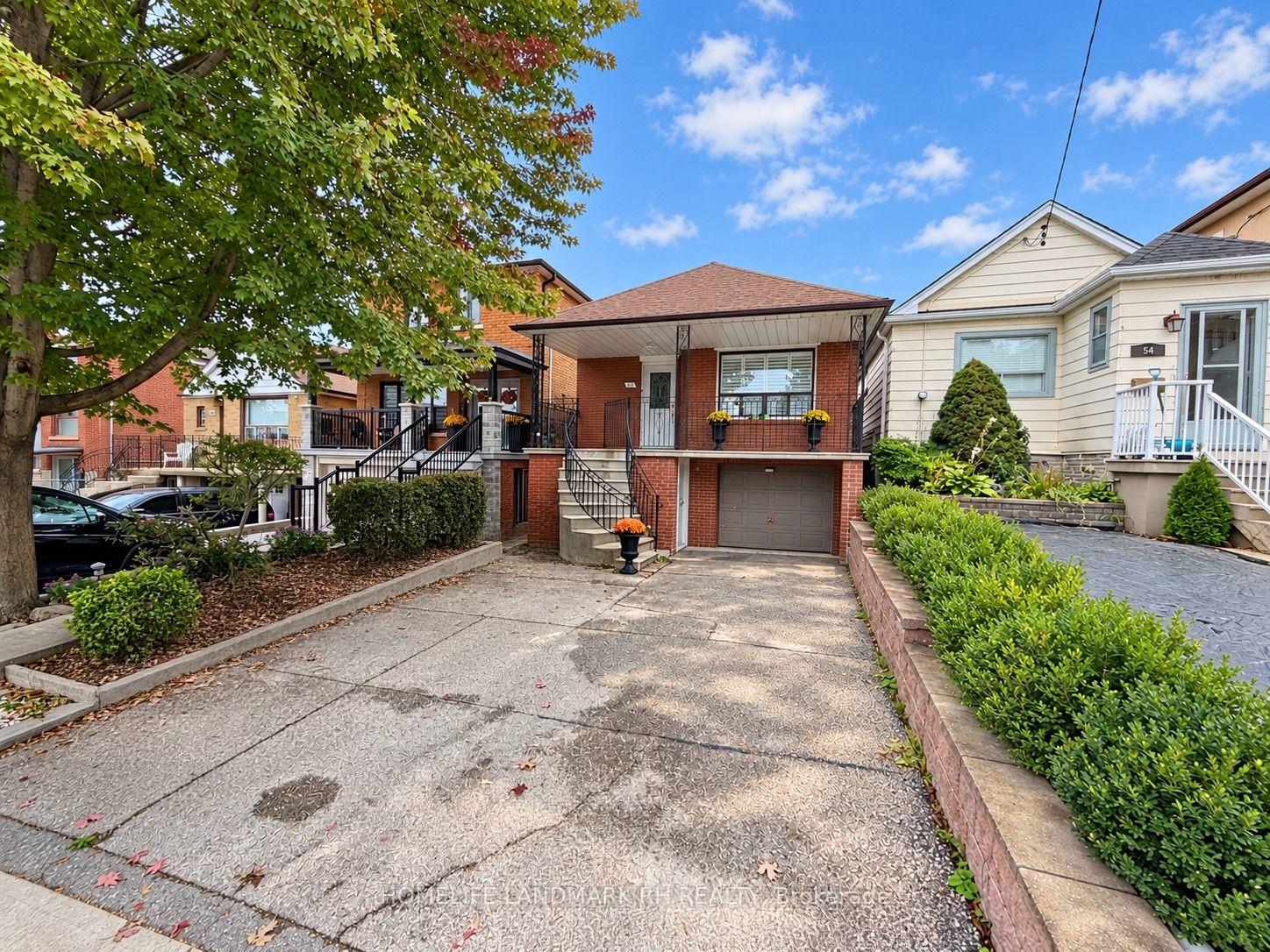 52-montcalm-avenue-toronto-north-york-ontario-w13852588