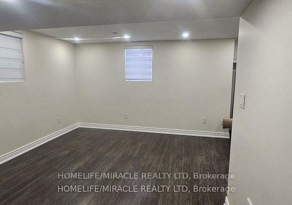 718-speyer-circle-milton-ontario-w13852810