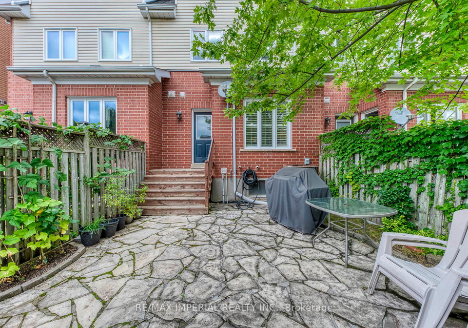 20-the-greenery-oakville-ontario-w13852890