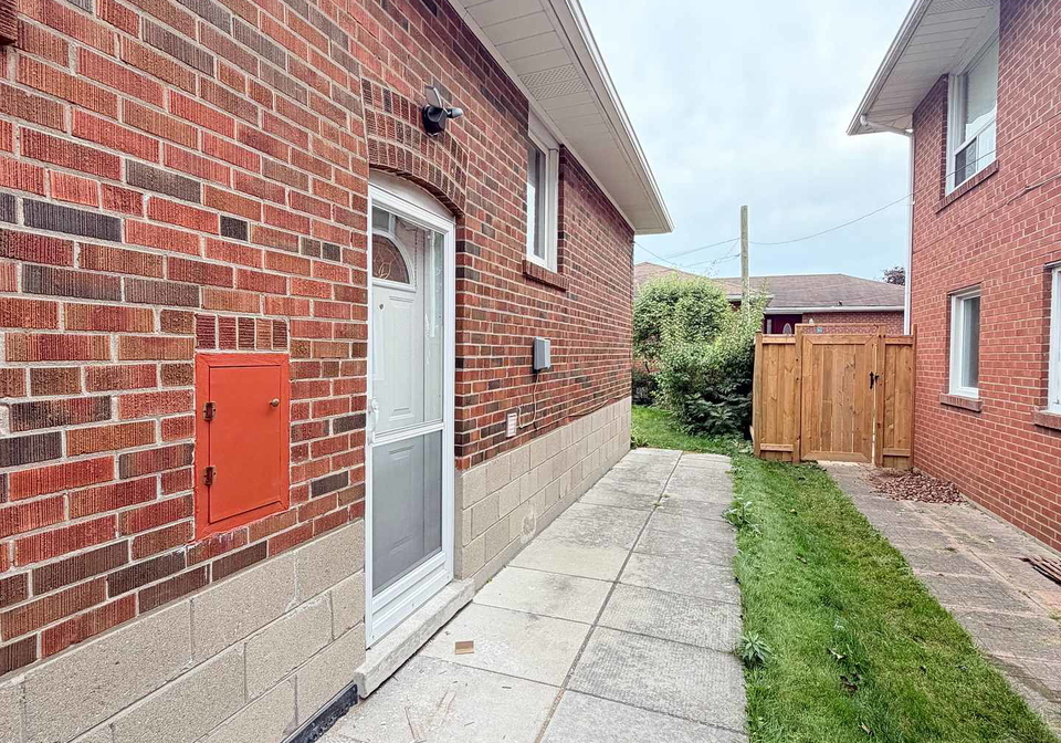 3-avery-avenue-toronto-etobicoke-ontario-w13853838