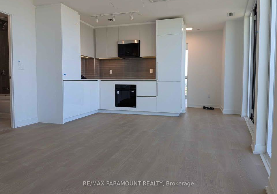 209-steeles-avenue-w-brampton-ontario-w13853898