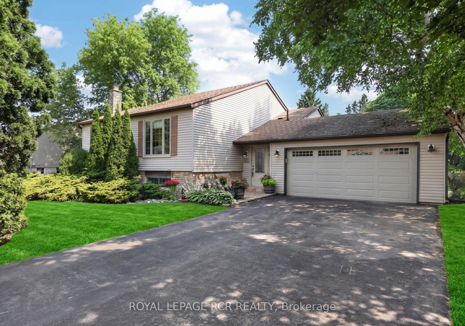 60-holmes-drive-caledon-ontario-w13854286